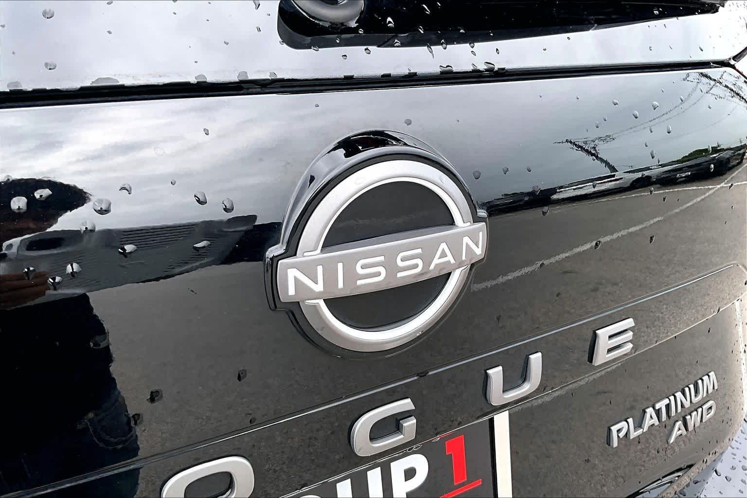 Used 2026 Nissan Rogue Platinum w/ Platinum Premium Package AWD/4WD image 31