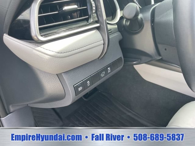 Used 2023 Toyota Camry XLE FWD image 20
