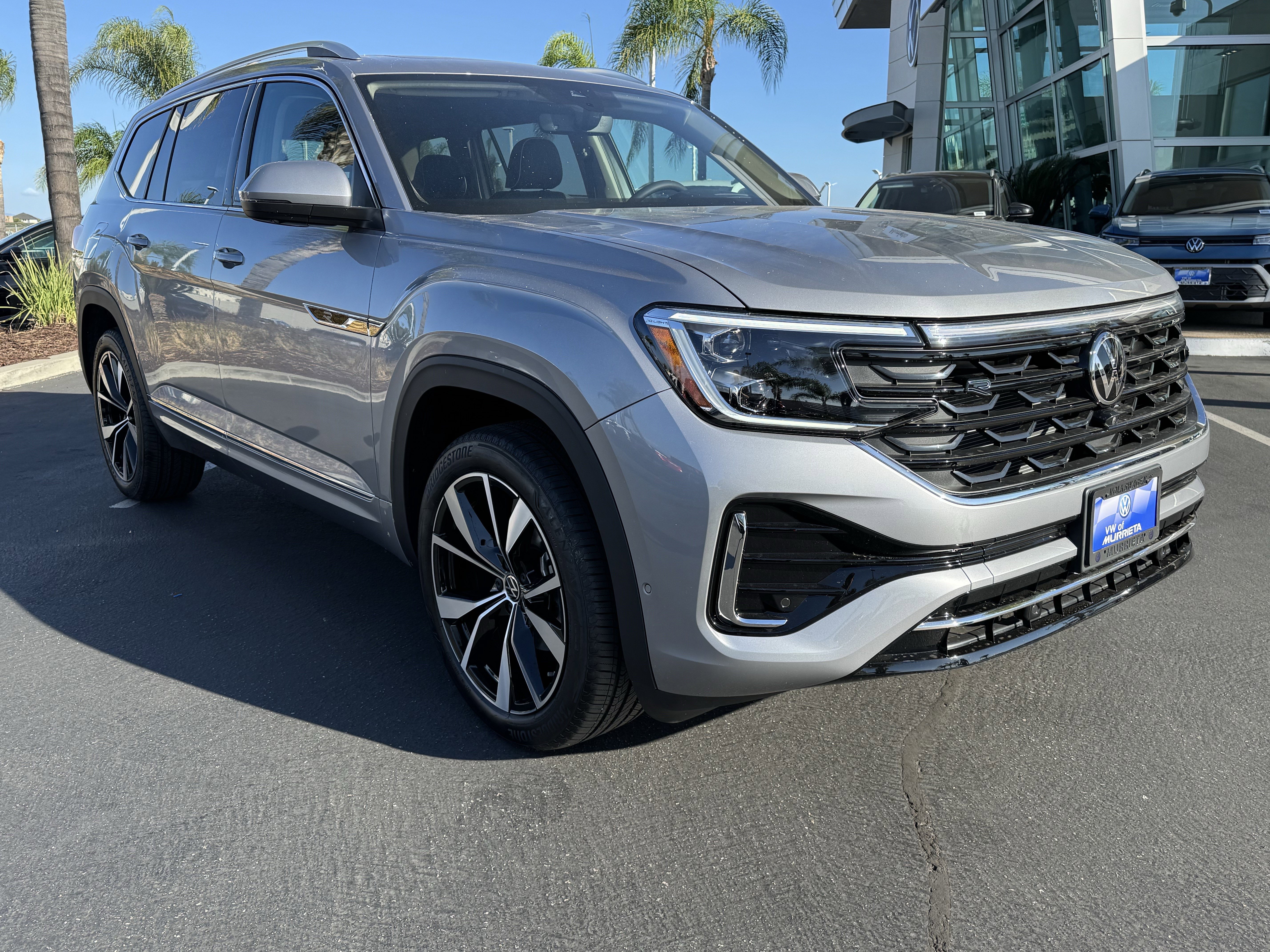 New 2026 Volkswagen Atlas SEL Premium R-Line image 2