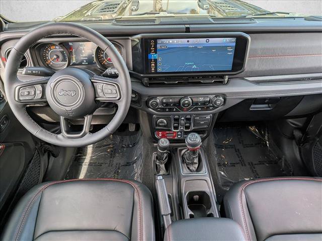 Certified 2025 Jeep Wrangler Unlimited Rubicon AWD/4WD image 16