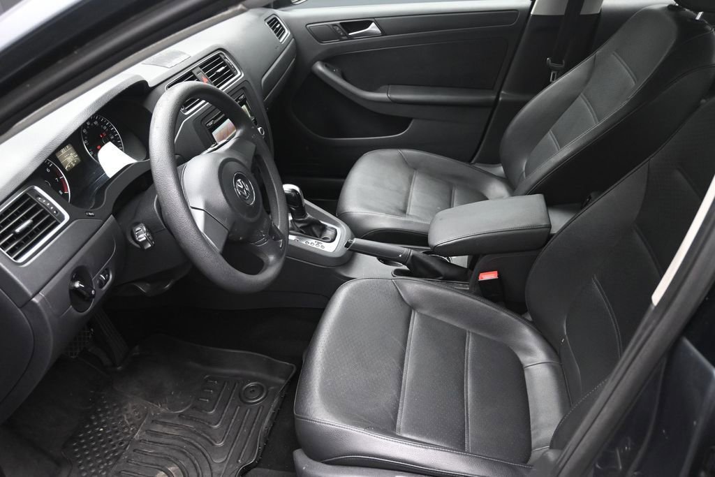 Used 2014 Volkswagen Jetta SE FWD image 17