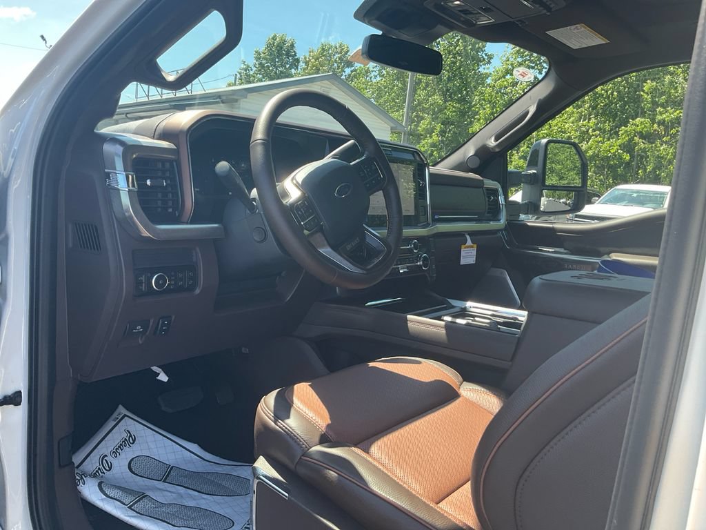 New 2026 Ford F350 King Ranch w/ FX4 Off-Road Package AWD/4WD image 15