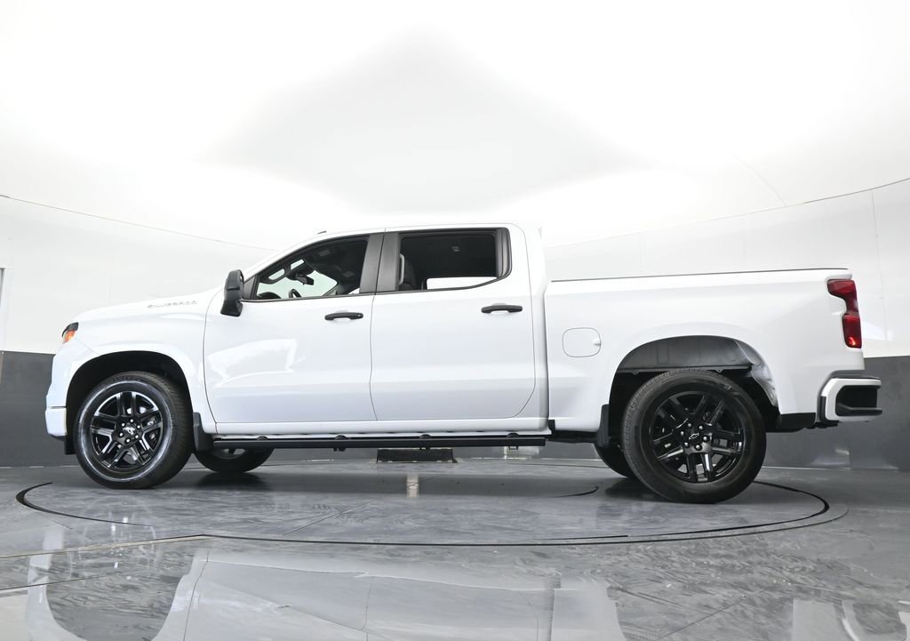 Used 2025 Chevrolet Silverado 1500 Custom image 60