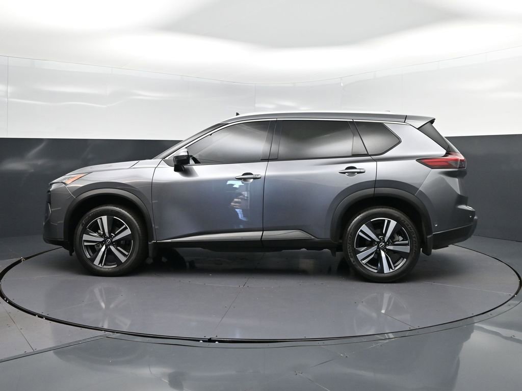 Used 2024 Nissan Rogue SL w/ SL Premium Package image 4