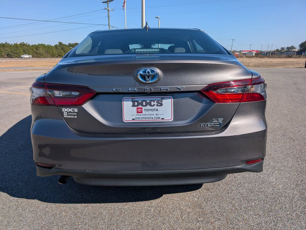 Used 2024 Toyota Camry LE FWD image 4