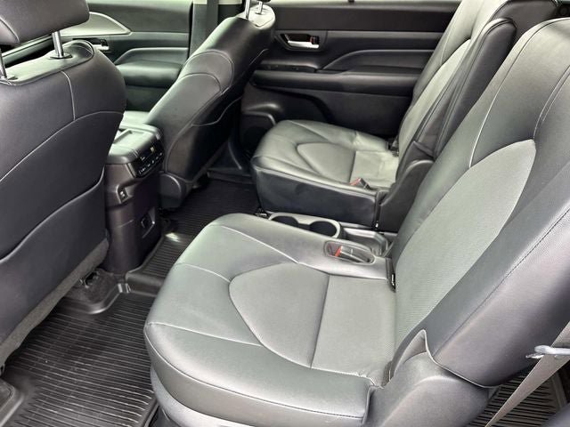 Used 2024 Toyota Grand Highlander XLE image 18