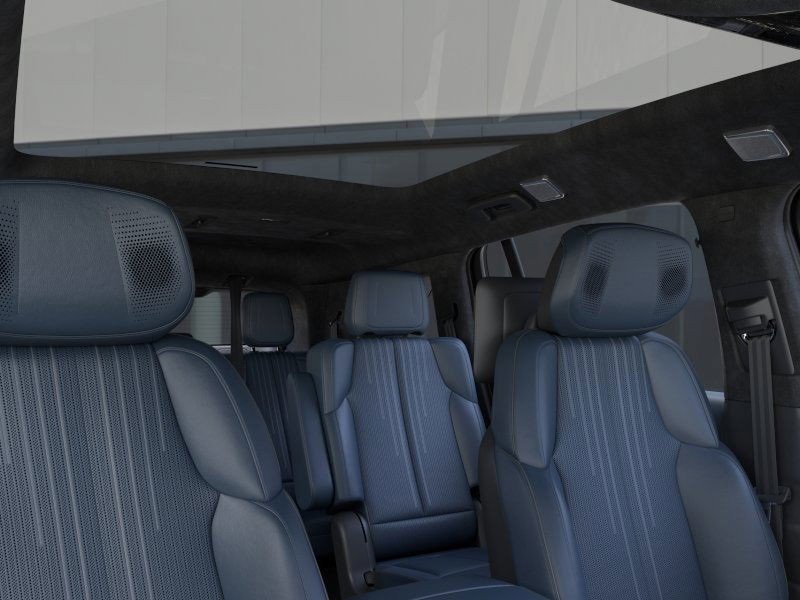 New 2025 Cadillac Escalade IQ Sport 2 w/ LPO, ONYX Package image 25