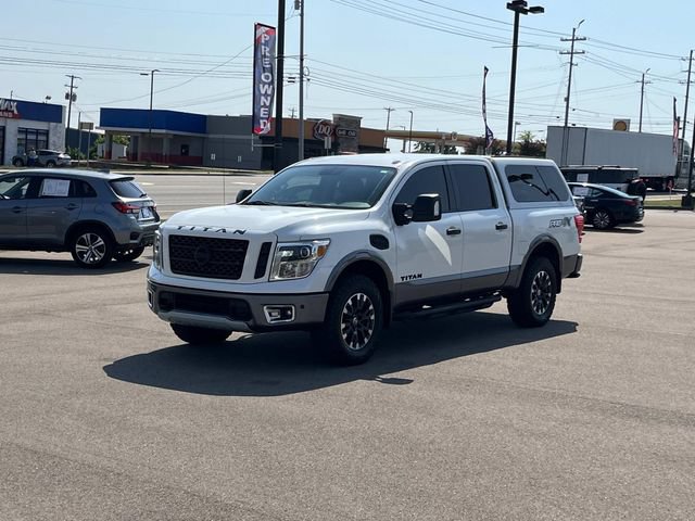 Used 2017 Nissan Titan PRO-4X AWD/4WD image 8