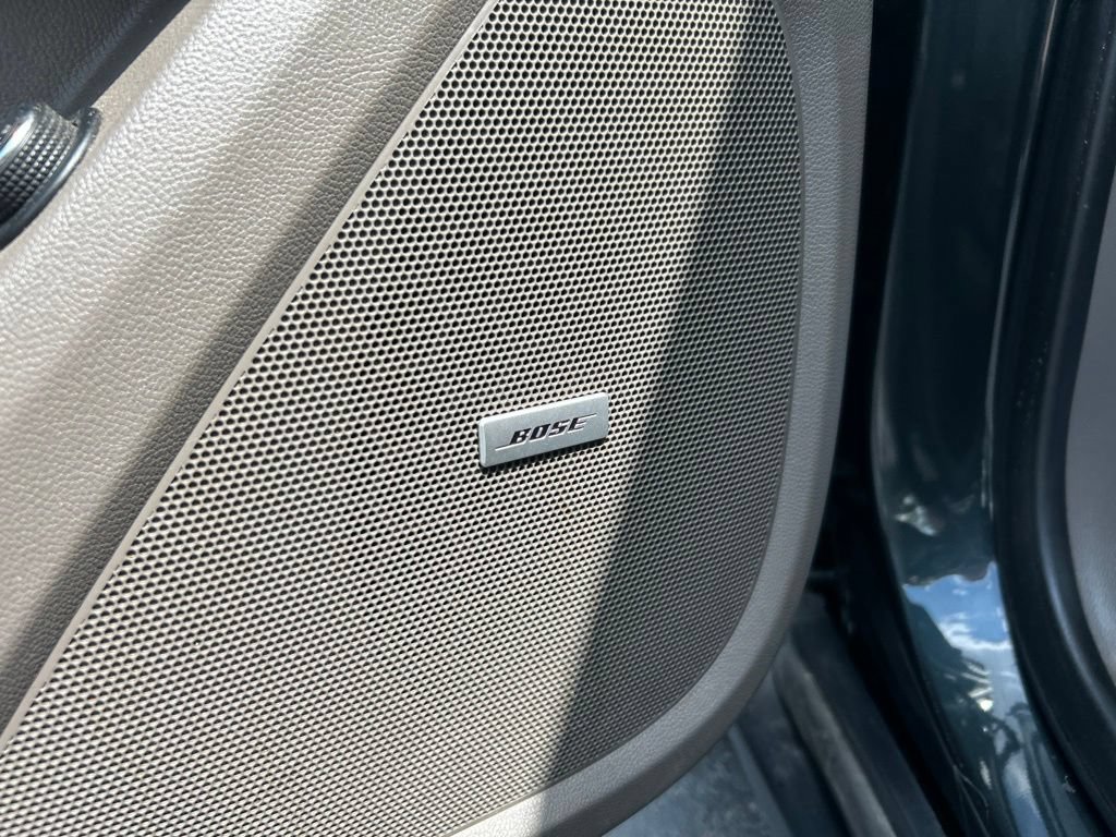 Used 2019 Chevrolet Traverse LT w/ LT Premium Package FWD image 11