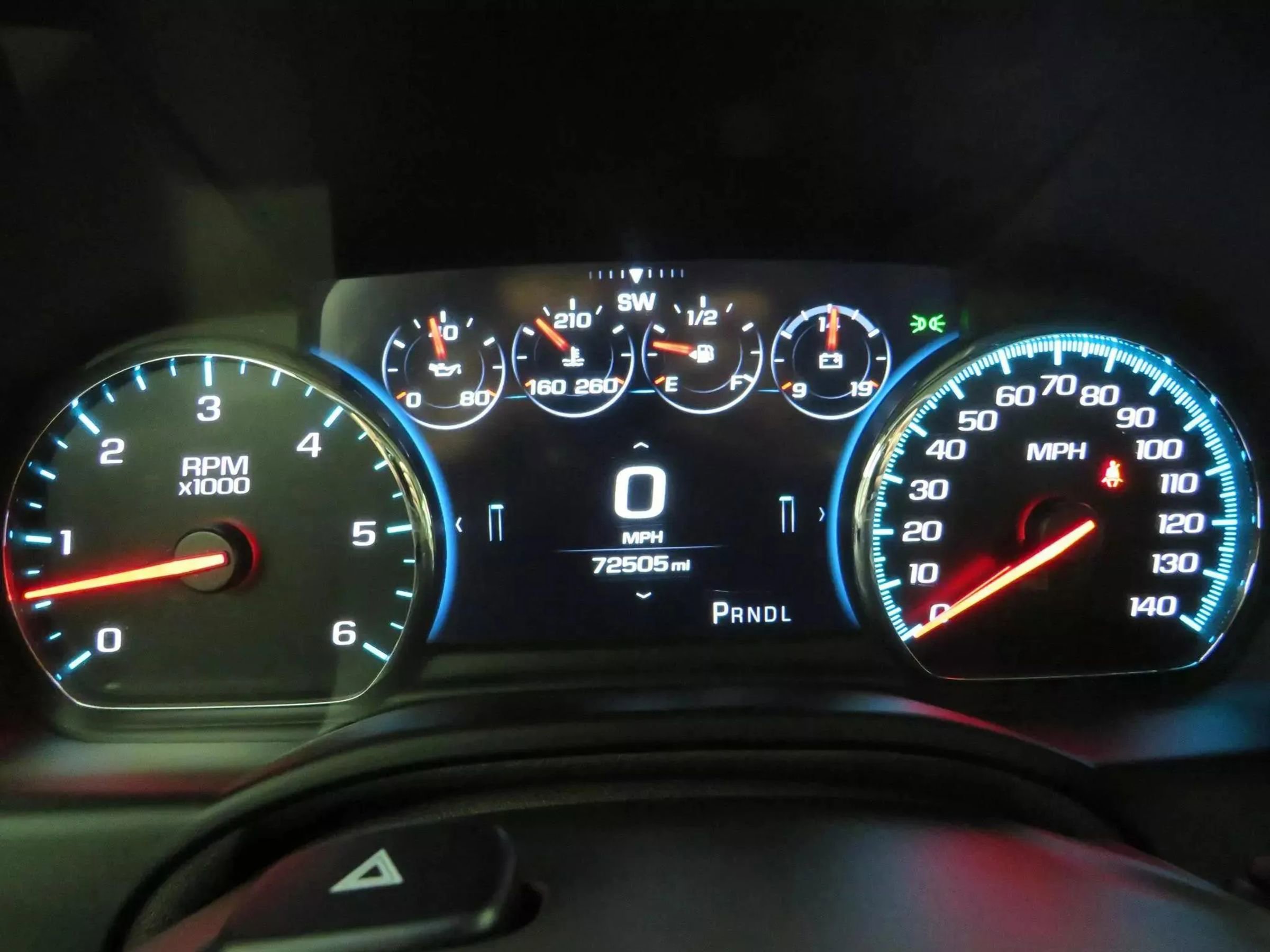 Used 2020 Chevrolet Tahoe Premier AWD/4WD image 14