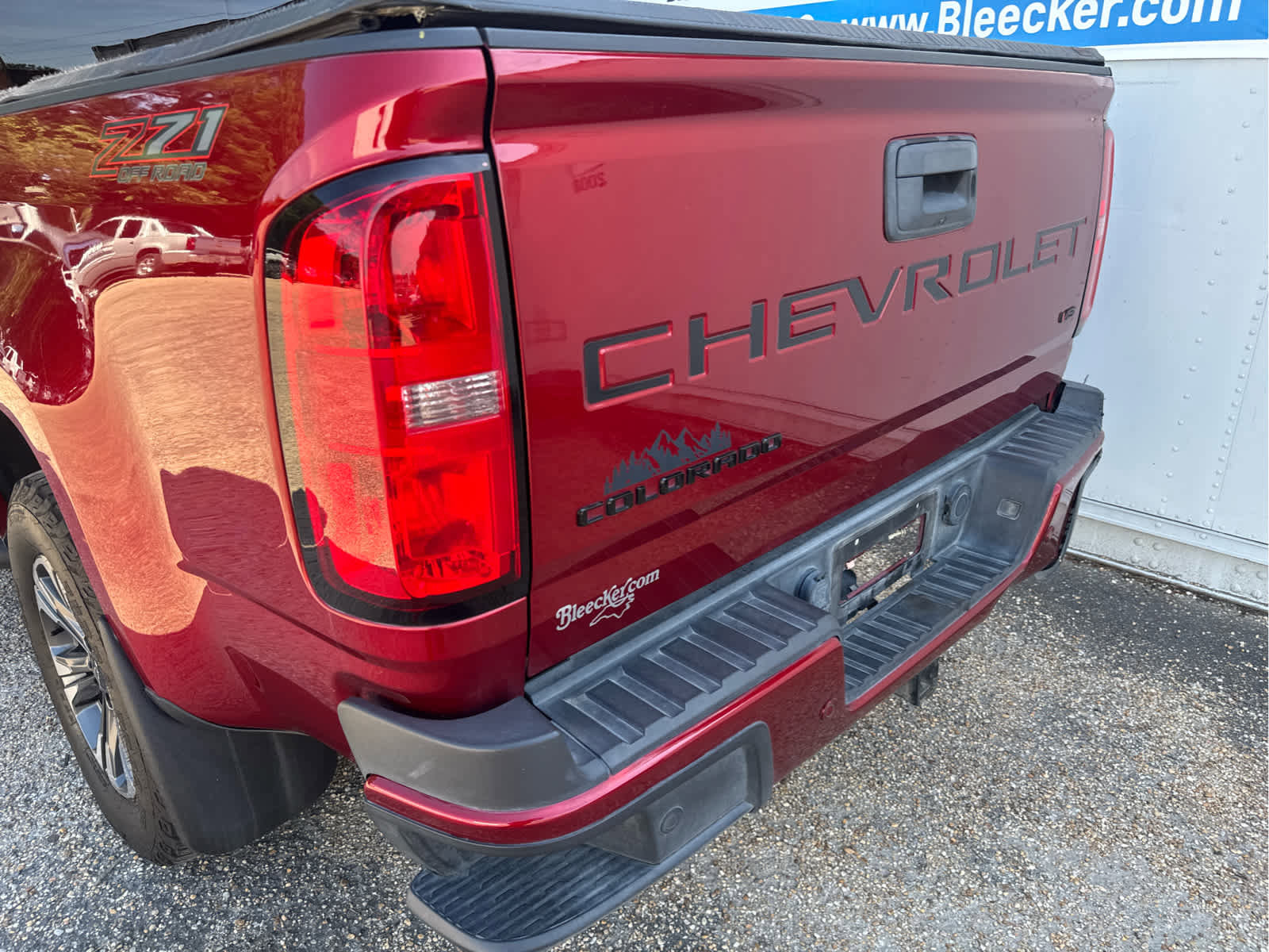 Used 2021 Chevrolet Colorado Z71 w/ Safety Package AWD/4WD image 18