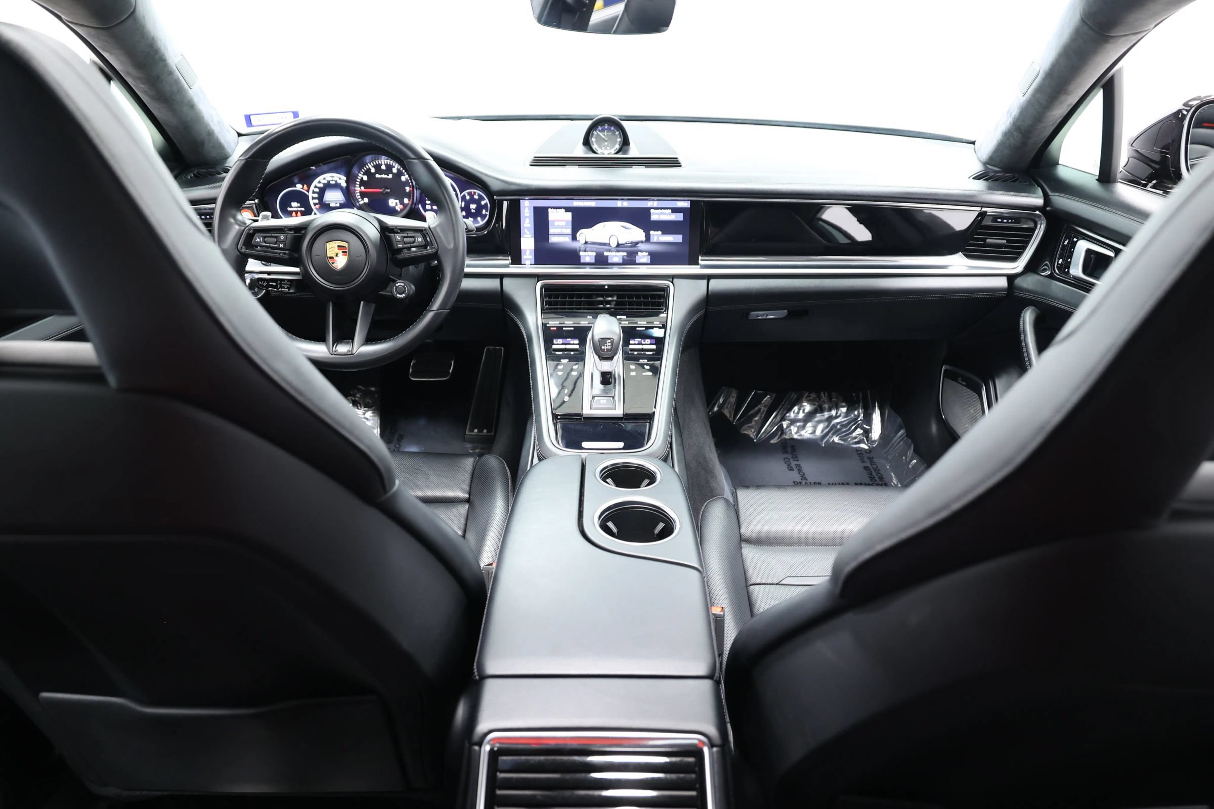 Used 2021 Porsche Panamera Turbo S w/ Assistance Package AWD/4WD image 38