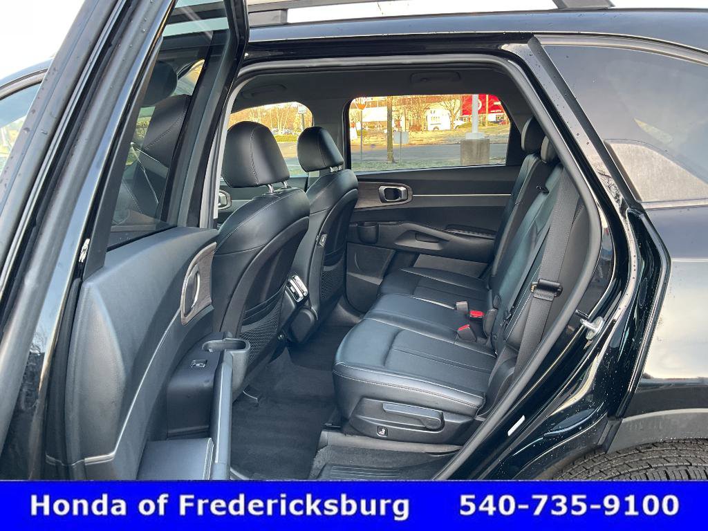 Used 2022 Kia Sorento S image 27