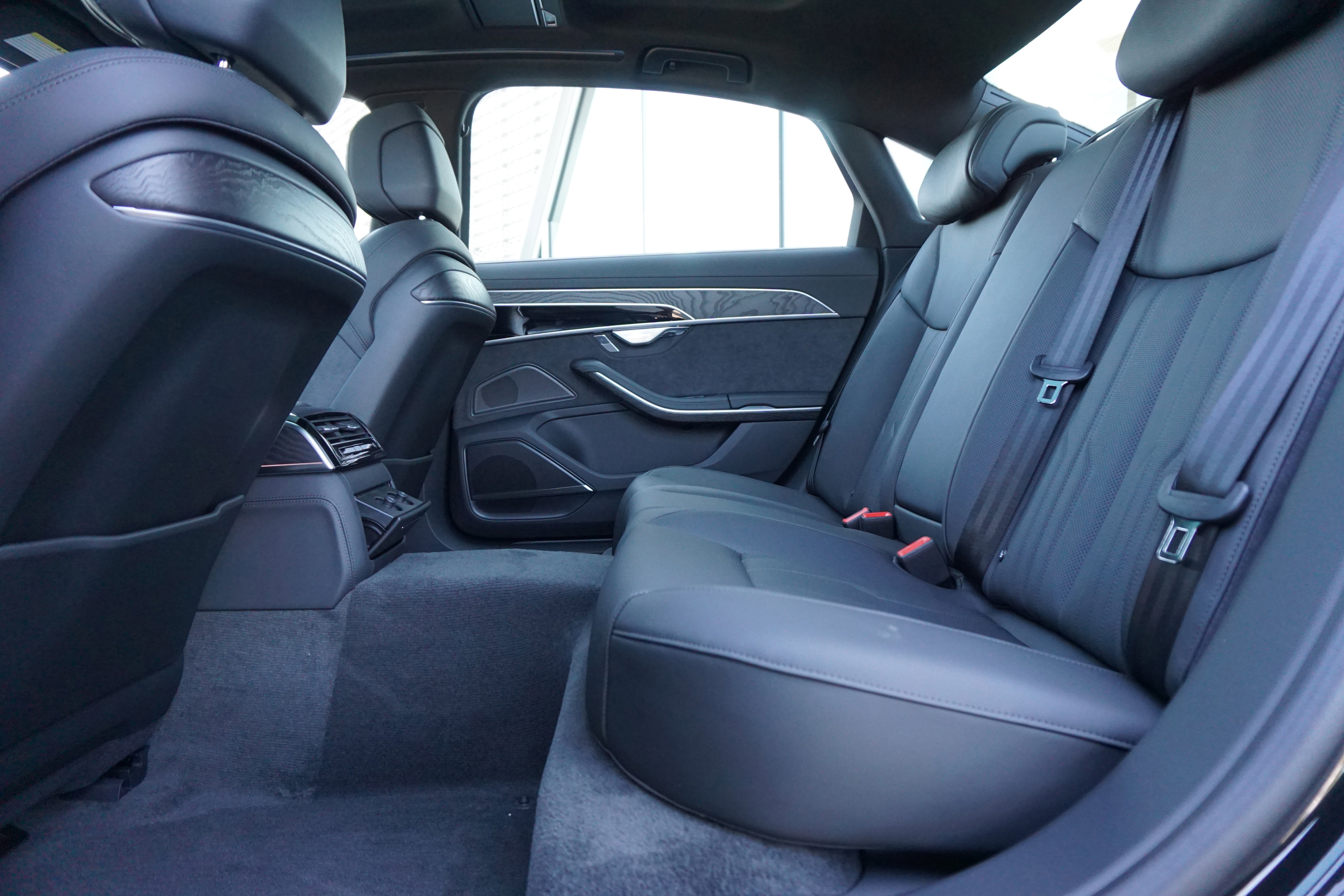 New 2025 Audi A8 L 3.0T image 17