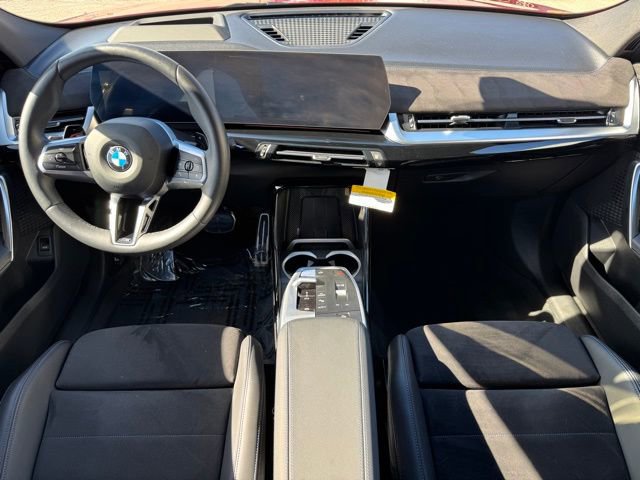 Certified 2025 BMW X2 xDrive28i w/ Premium Package image 15