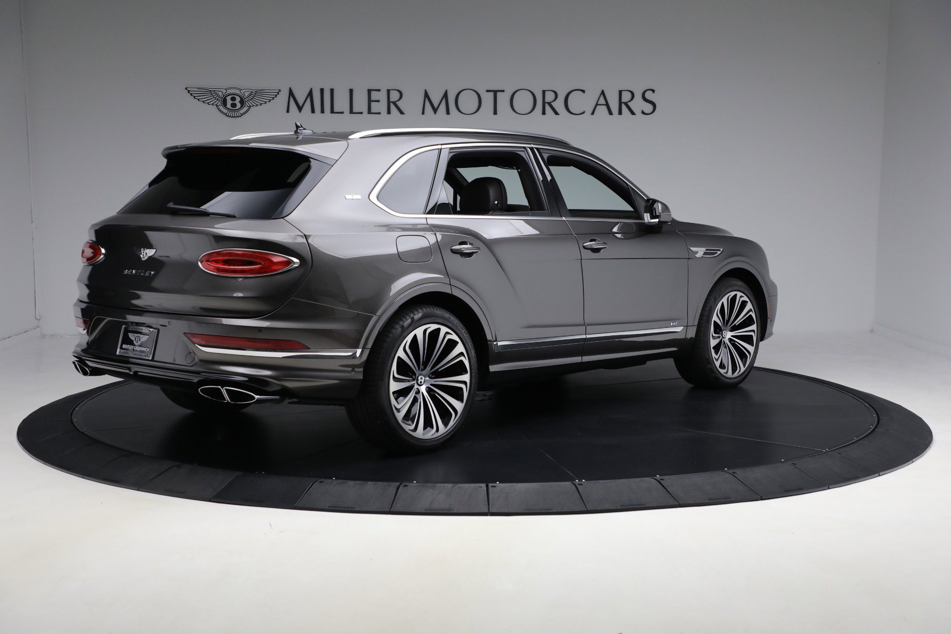 Certified 2021 Bentley Bentayga image 8
