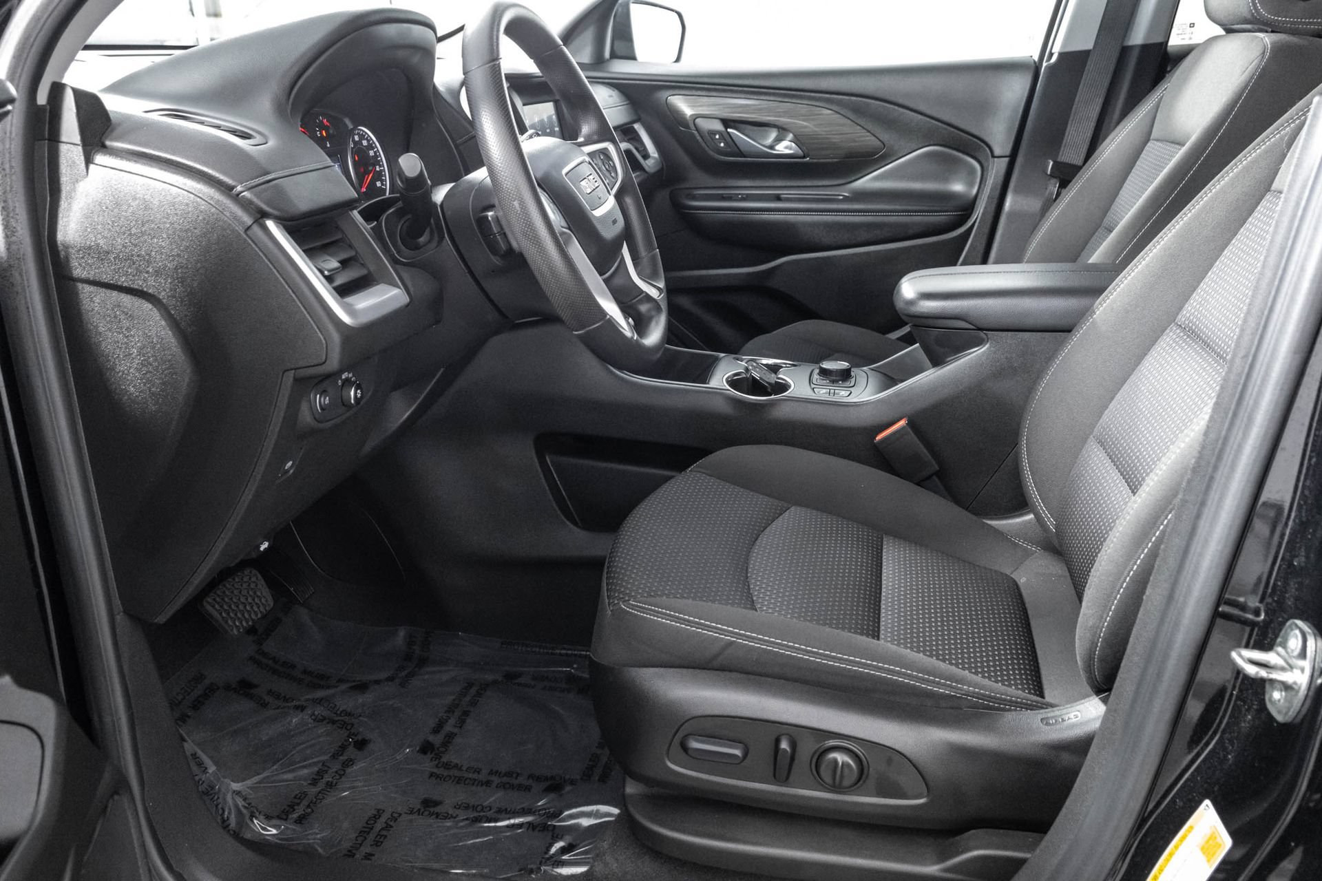 Used 2023 GMC Terrain SLE w/ Driver Convenience Package FWD image 7