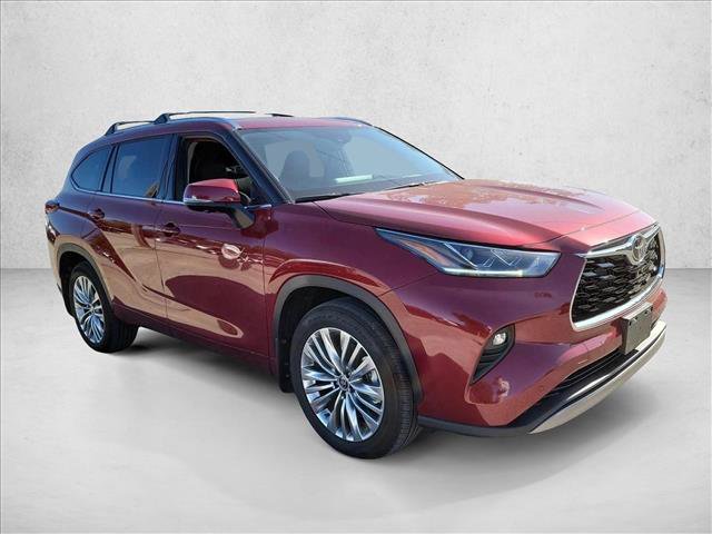 Used 2026 Toyota Highlander Platinum AWD/4WD video 3