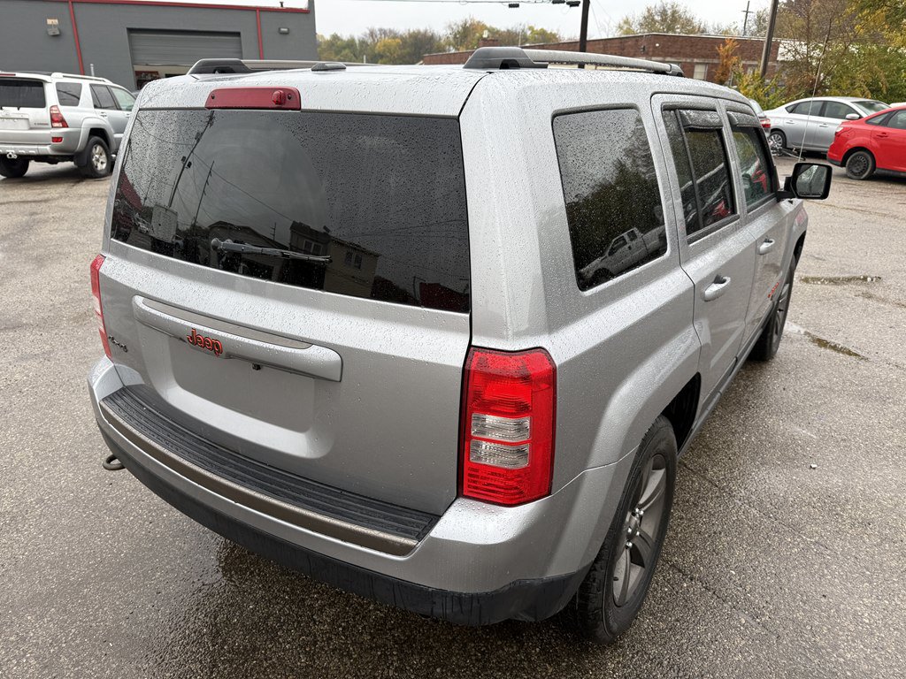 Used 2016 Jeep Patriot 75th Anniversary w/ Power Value Group AWD/4WD image 5