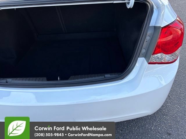 Used 2016 Chevrolet Cruze LS FWD image 29