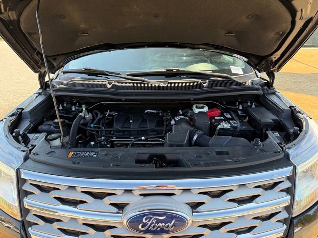 Used 2018 Ford Explorer Limited image 35