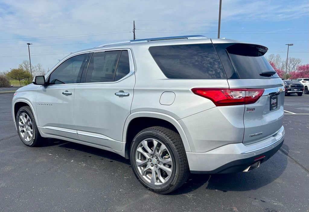 Used 2019 Chevrolet Traverse Premier w/ Driver Confidence II Package FWD image 5