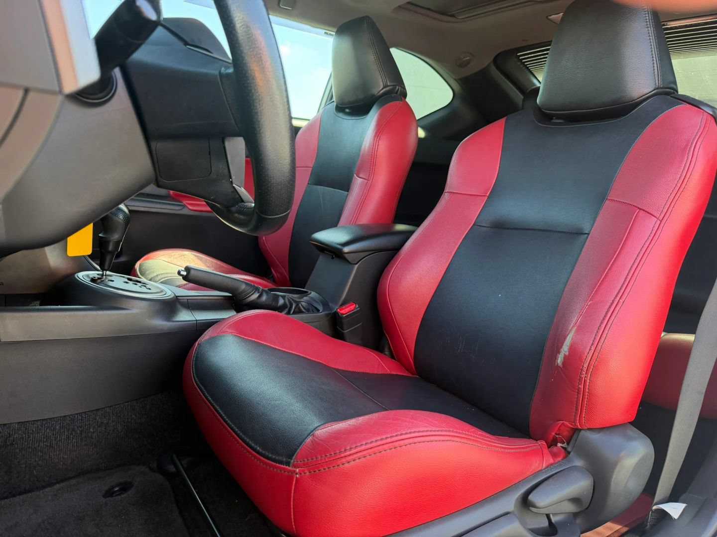 Used 2014 Scion tC FWD image 10