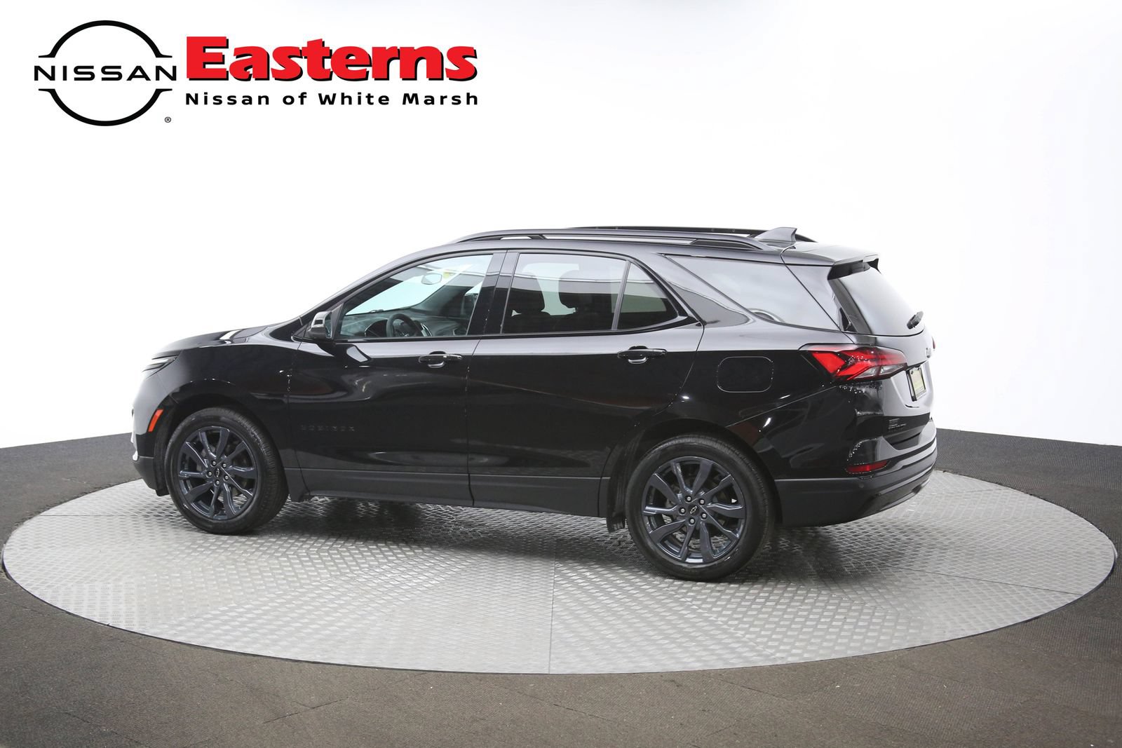 Used 2024 Chevrolet Equinox RS FWD image 60
