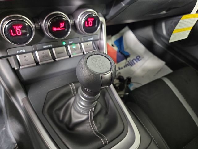 New 2025 Toyota GR86 Premium image 19