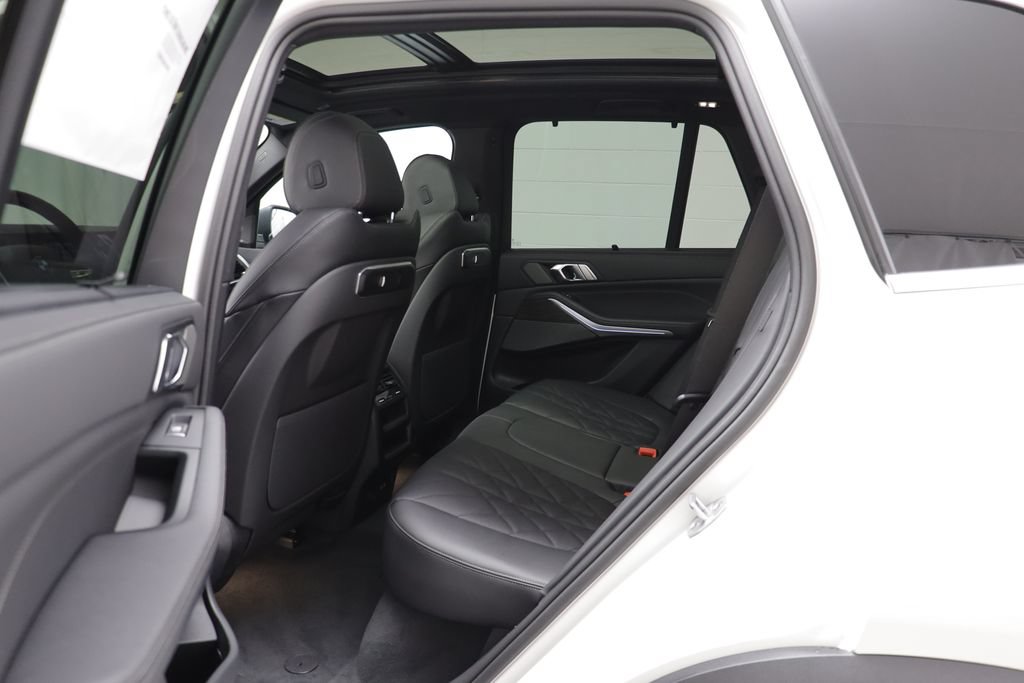 New 2026 BMW X5 xDrive50e w/ Executive Package AWD/4WD image 15