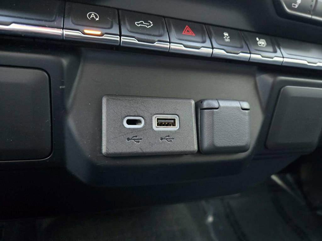 Used 2021 GMC Sierra 1500 Elevation image 32