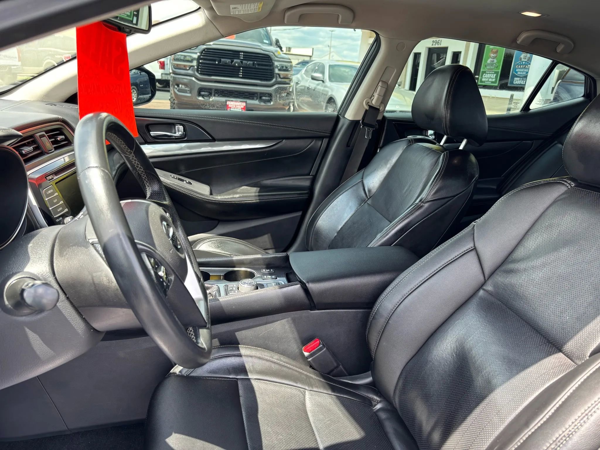 Used 2020 Nissan Maxima 3.5 SV w/ Floor Mat Group FWD image 5