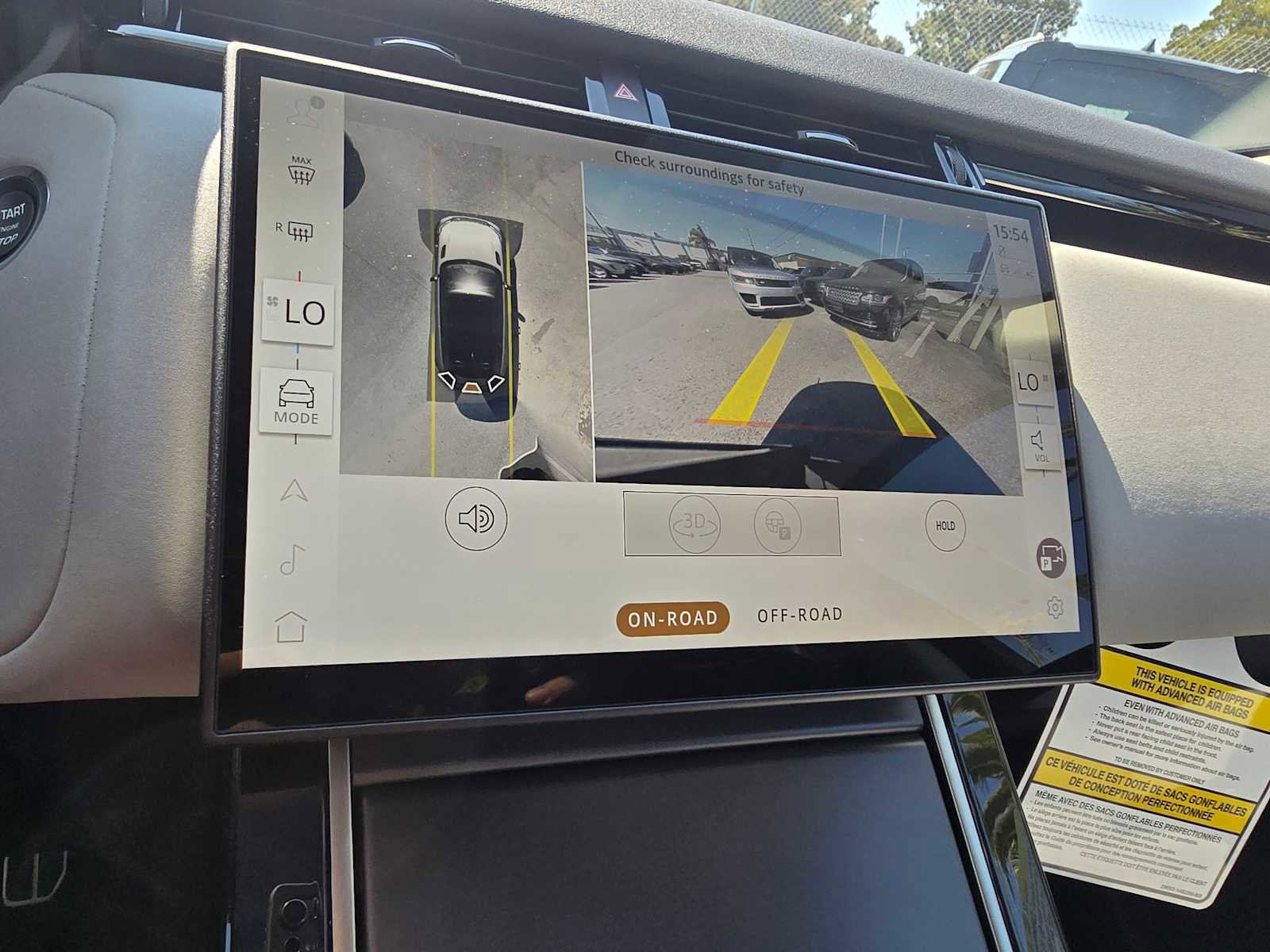 Certified 2025 Land Rover Range Rover Velar Dynamic SE image 29