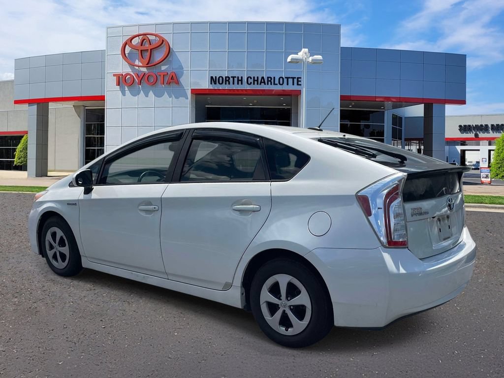 Used 2015 Toyota Prius Four FWD image 4
