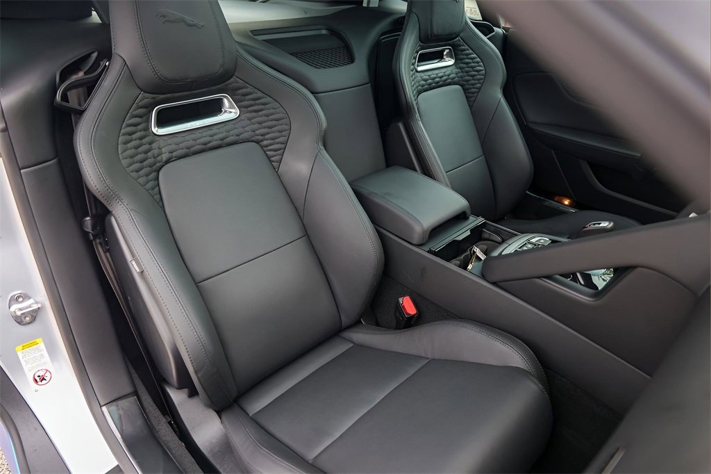 Used 2023 Jaguar F-TYPE R image 28