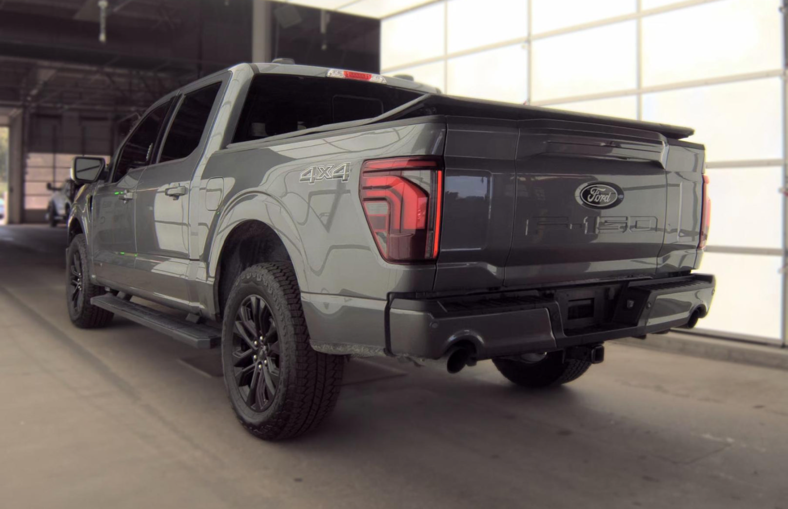Used 2024 Ford F150 Lariat w/ Bed Utility Package AWD/4WD image 7