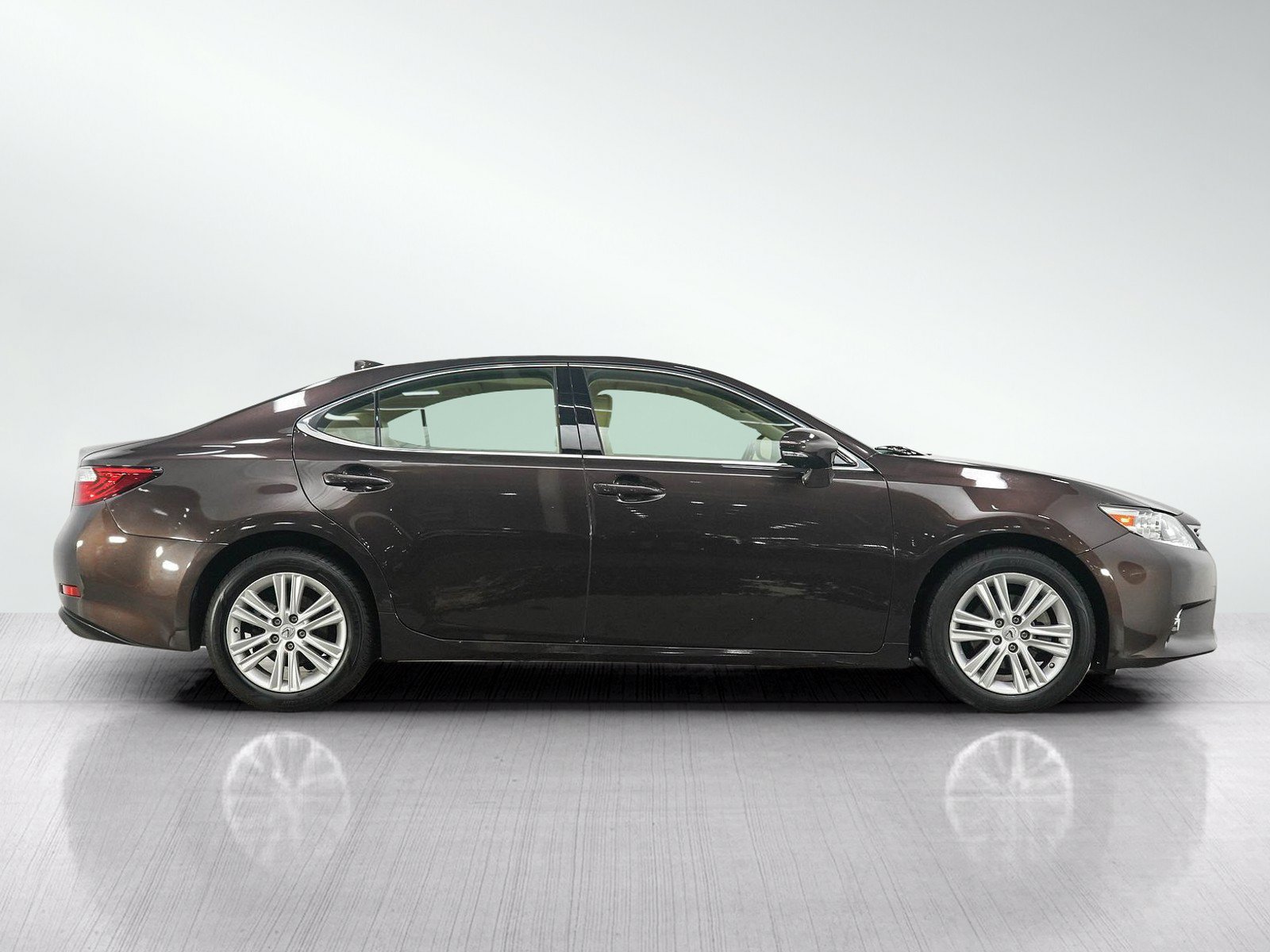 Used 2015 Lexus ES 350 w/ Premium Package FWD image 6