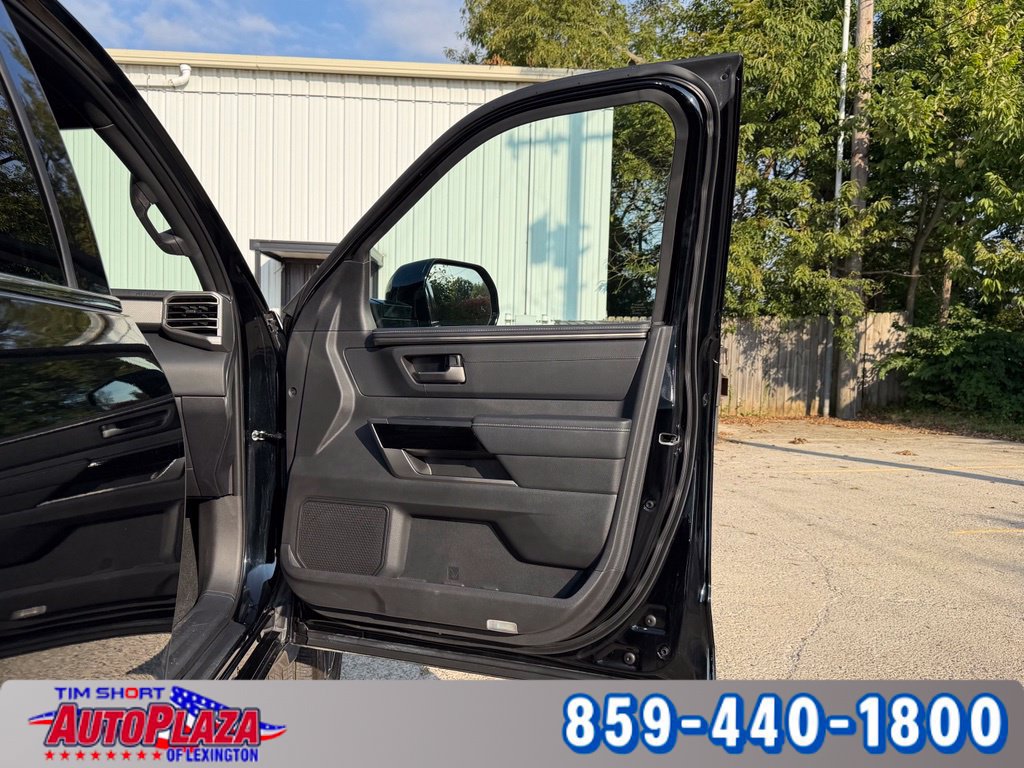Used 2026 Toyota Tundra Limited AWD/4WD image 35