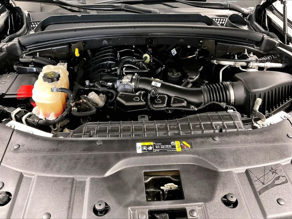 Used 2022 Jeep Grand Cherokee L Limited AWD/4WD image 36