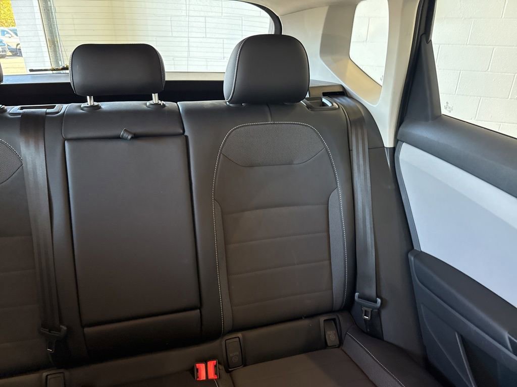 Used 2022 Volkswagen Taos SE image 17