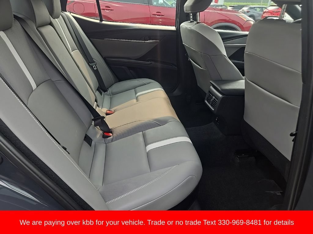 Used 2025 Toyota Camry SE AWD/4WD image 26