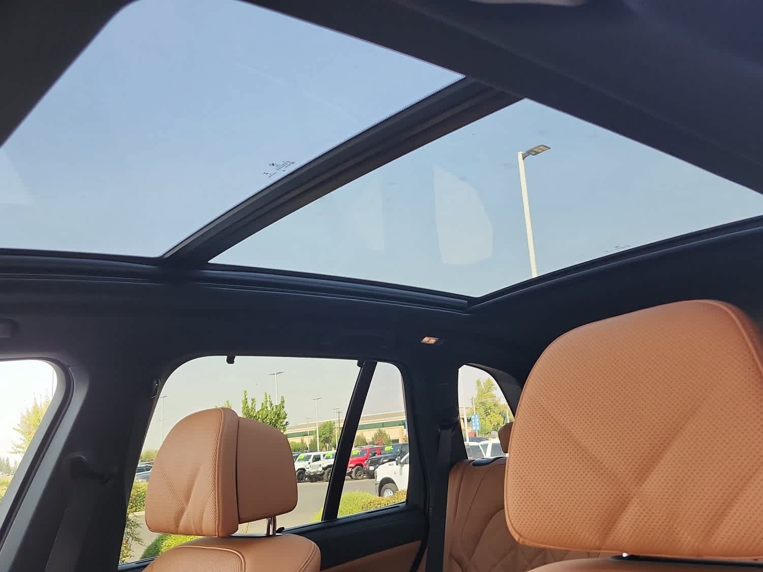 New 2026 BMW X5 xDrive40i AWD/4WD image 16
