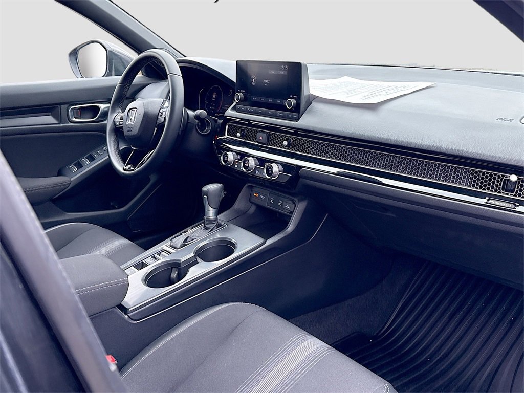 Used 2025 Honda Civic Sport image 26