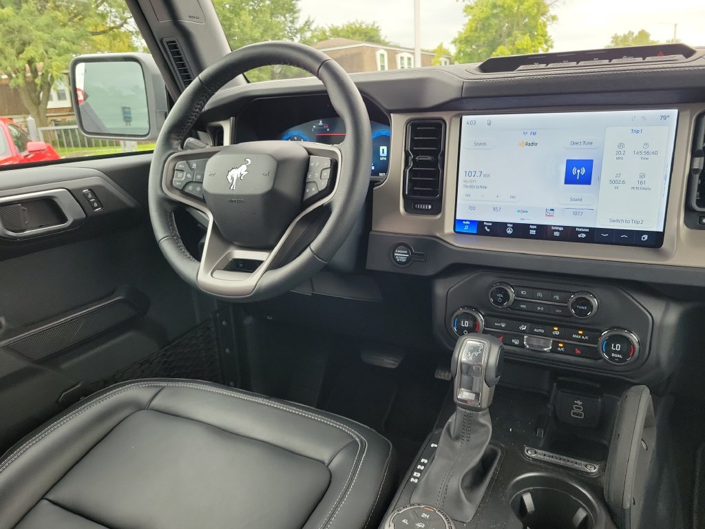 New 2026 Ford Bronco Outer Banks w/ Sasquatch Package AWD/4WD image 13