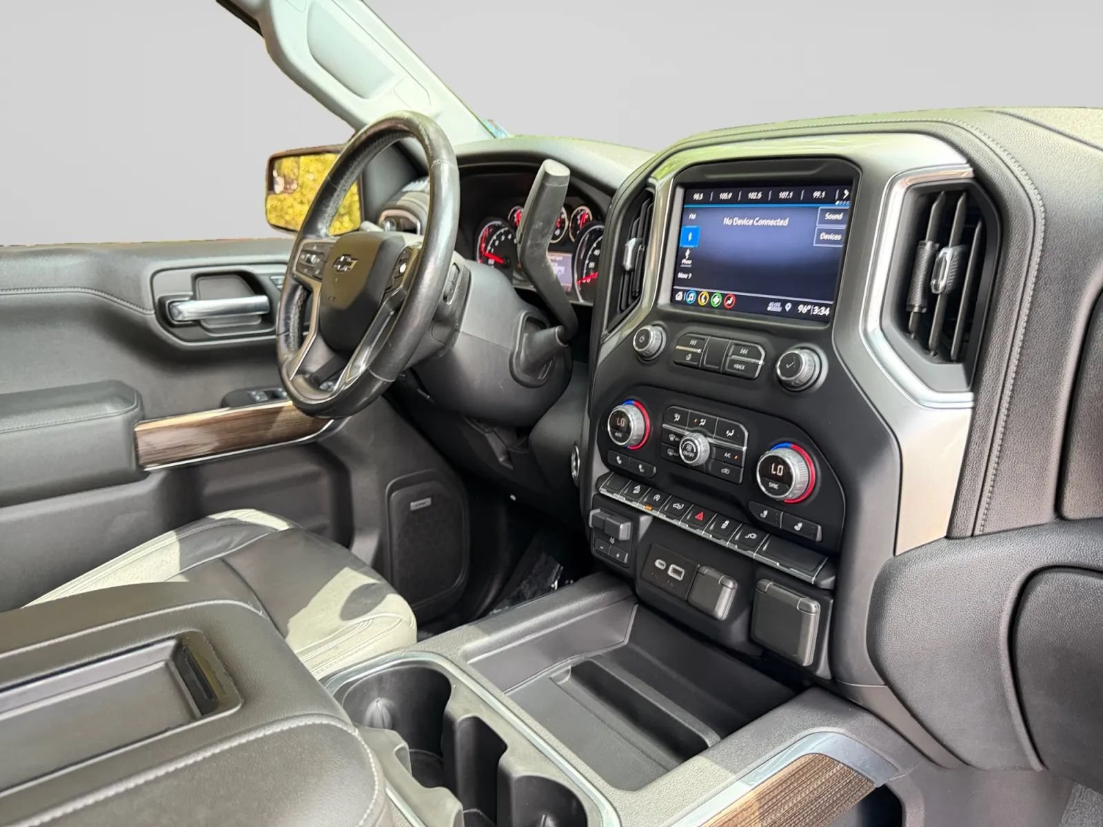 Used 2019 Chevrolet Silverado 1500 LT Trail Boss AWD/4WD image 35