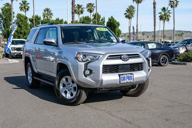 Used 2024 Toyota 4Runner SR5 image 2