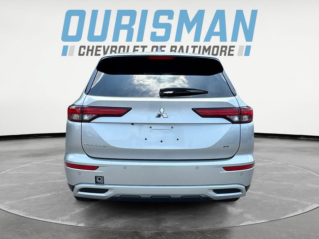 Used 2024 Mitsubishi Outlander SE FWD image 5