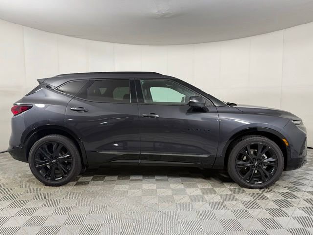 Used 2021 Chevrolet Blazer RS w/ Enhanced Convenience Package AWD/4WD image 9