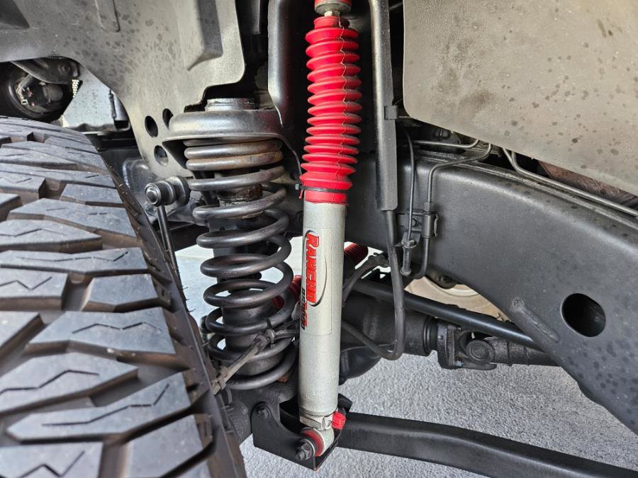 Used 2014 Jeep Wrangler Unlimited Sahara w/ Dual Top Group image 32