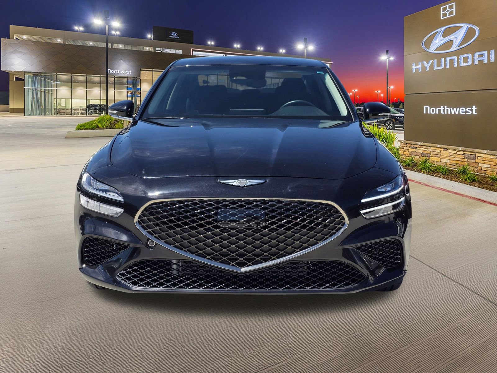 Used 2025 Genesis G70 2.5T RWD image 5